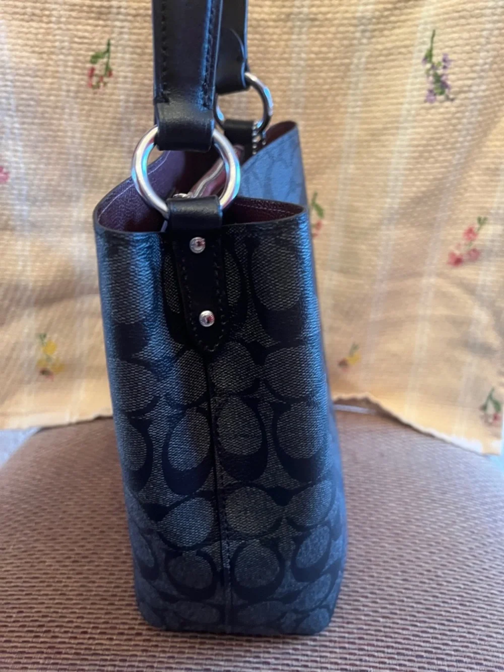 Coach Black Signature Canvas Bucket Shoulder Bag - Picture 5 of 12